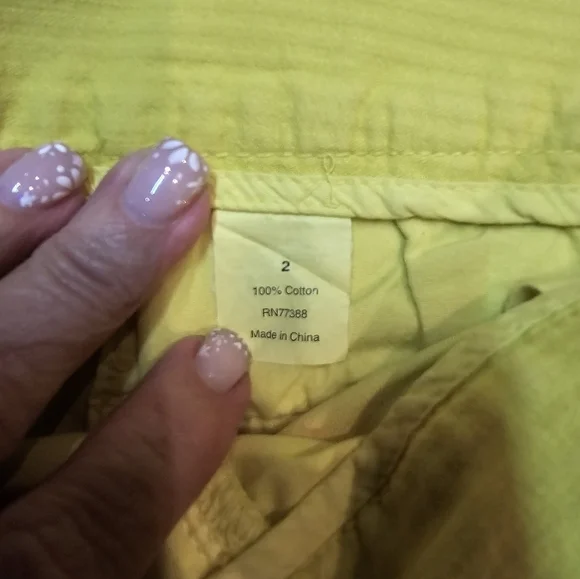J.Crew Chino Shorts Size 2 Yellow Cotton – Flaws (Bleach Spots) - Picture 5 of 9